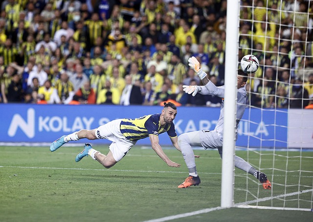 米切尔33分骑士大胜太阳 老鹰负尼克斯止3连胜.